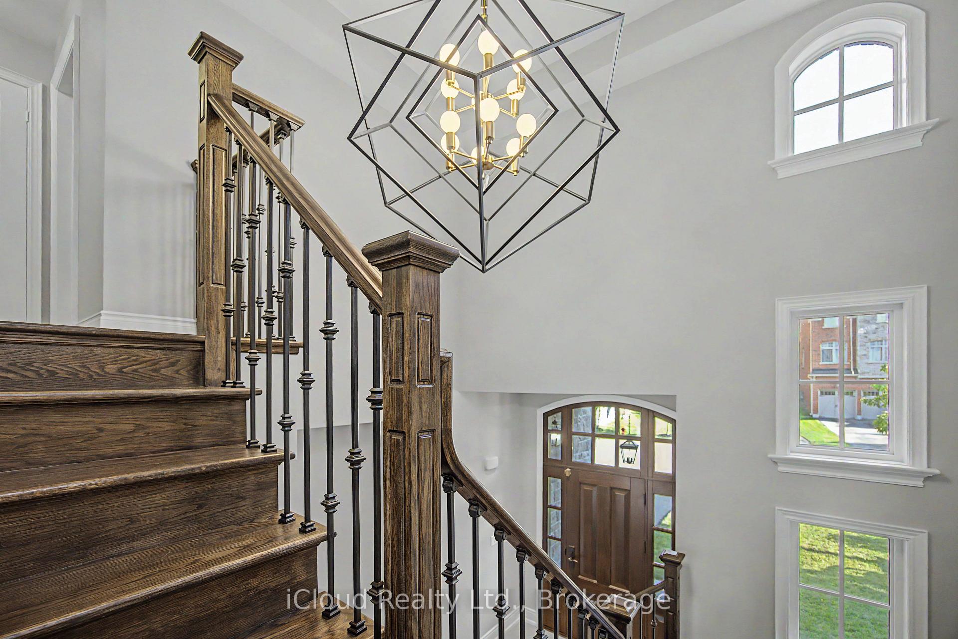 Photo 6 of 47 West Branch Drive, Halton Hills, Georgetown — HOMEH
