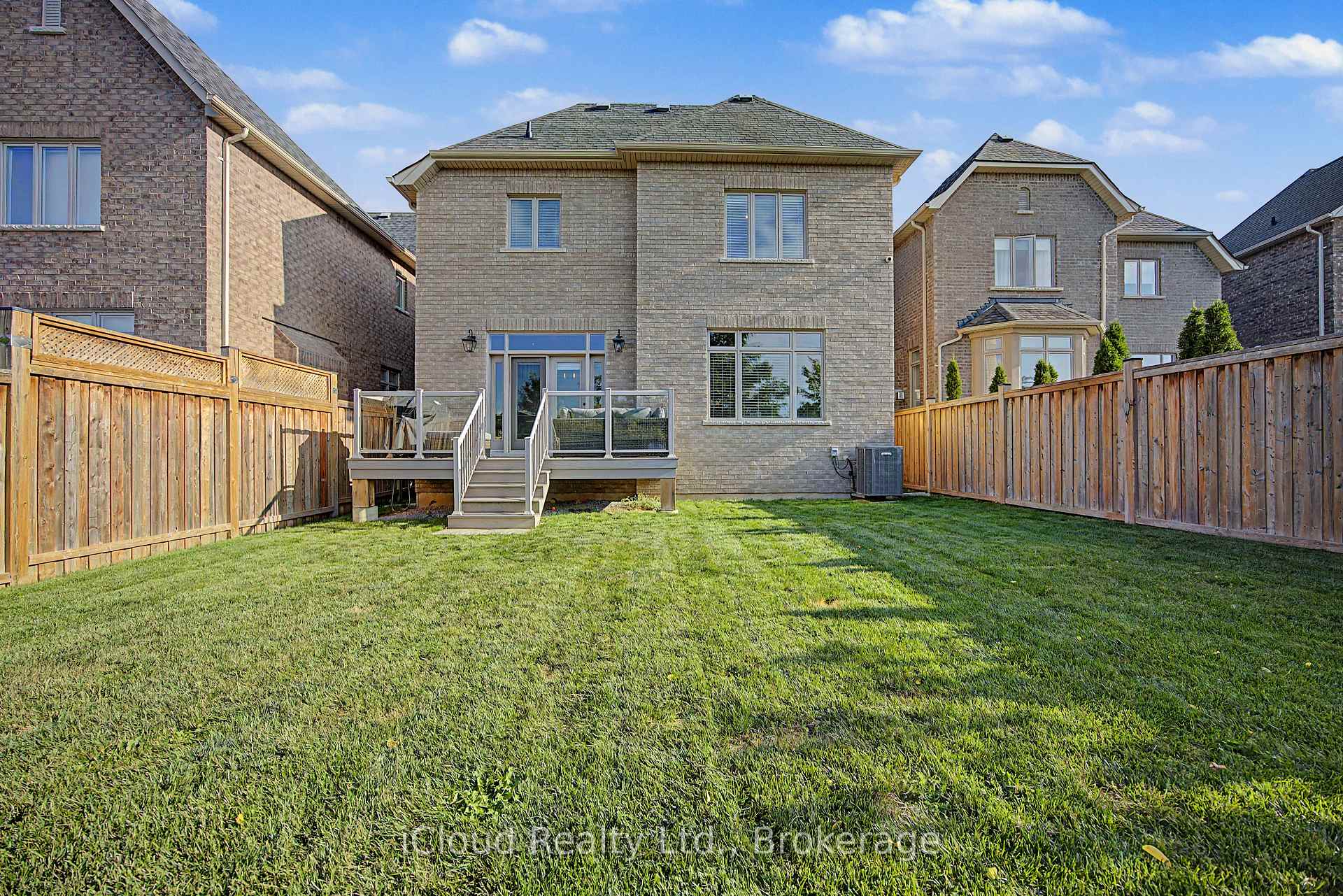 Photo 35 of 47 West Branch Drive, Halton Hills, Georgetown — HOMEH