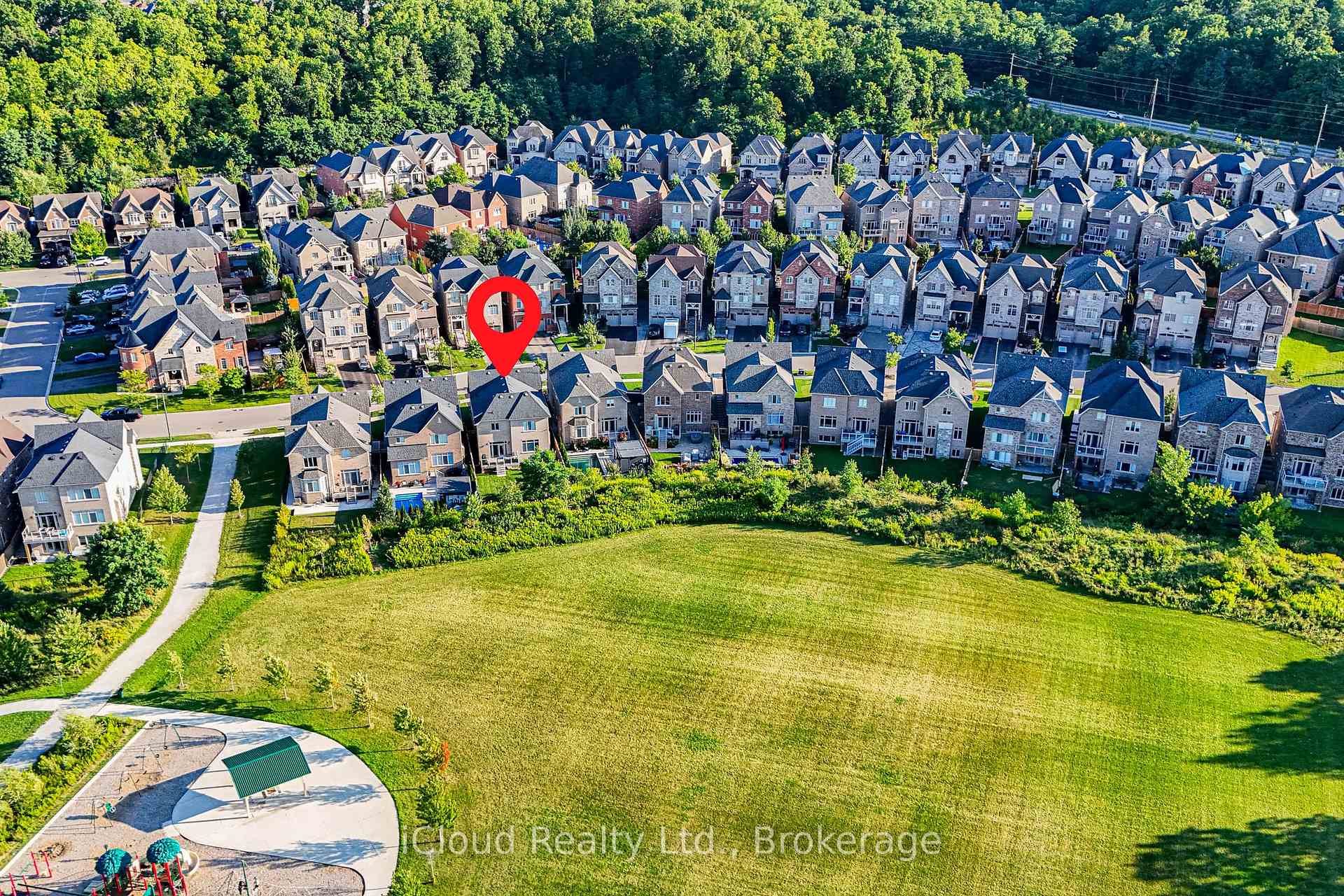 Photo 45 of 47 West Branch Drive, Halton Hills, Georgetown — HOMEH