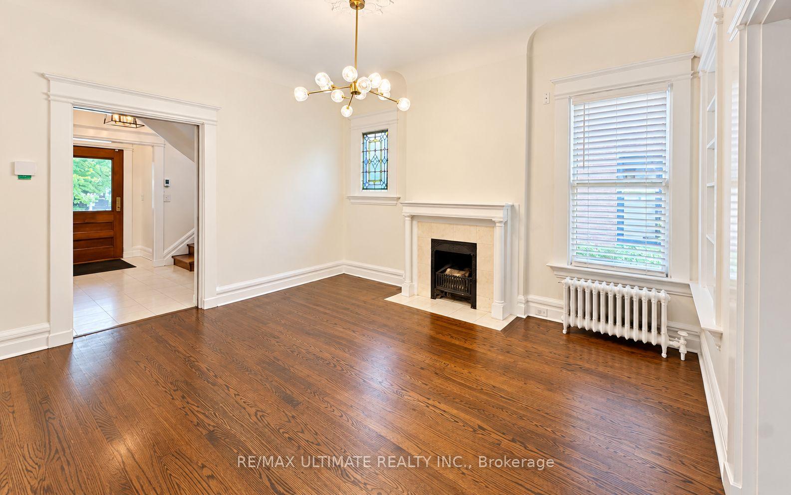 Photo 3 of 25 Chicora Avenue, Toronto, The Annex — HOMEH