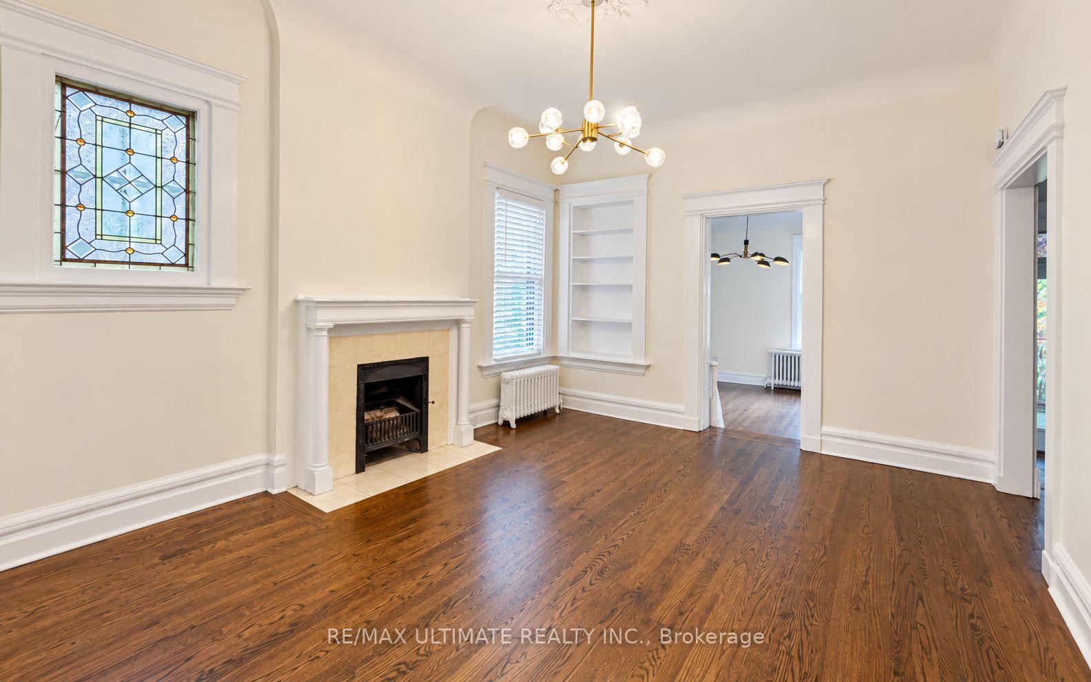Photo 4 of 25 Chicora Avenue, Toronto, The Annex — HOMEH