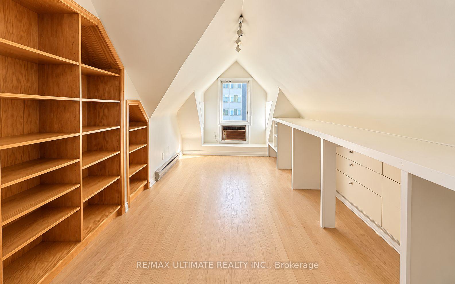 Photo 17 of 25 Chicora Avenue, Toronto, The Annex — HOMEH