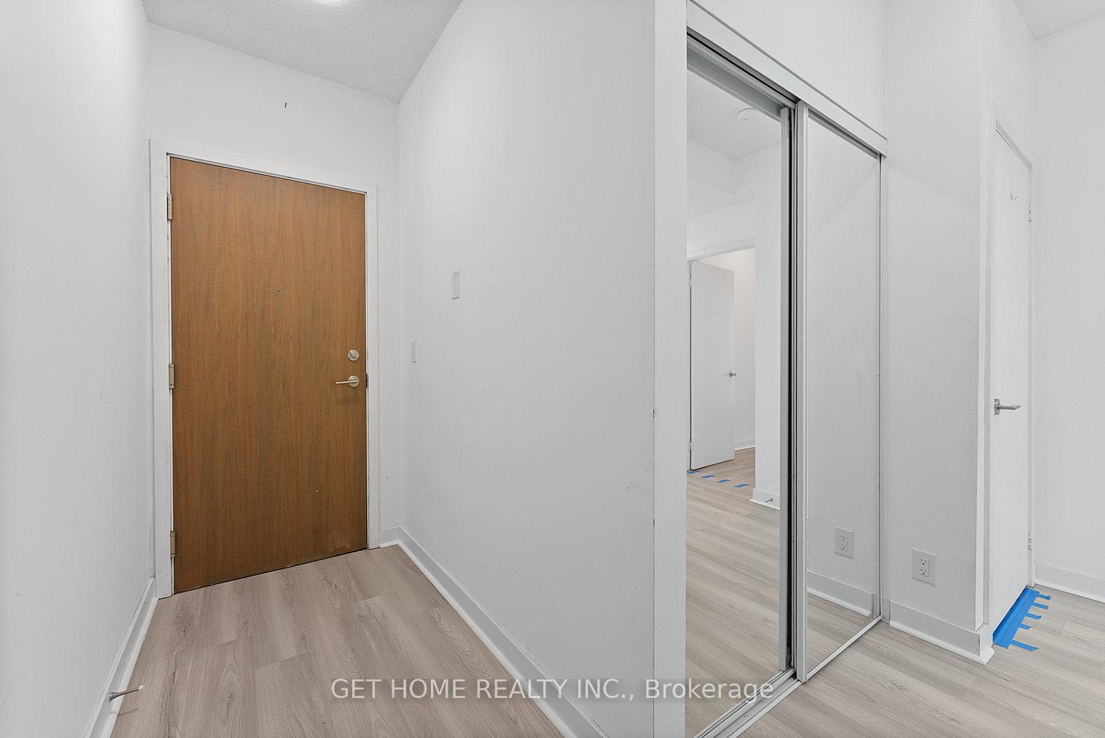 Photo 2 of Unit 2005, 3985 Grand Park Drive, Mississauga, City Centre — HOMEH