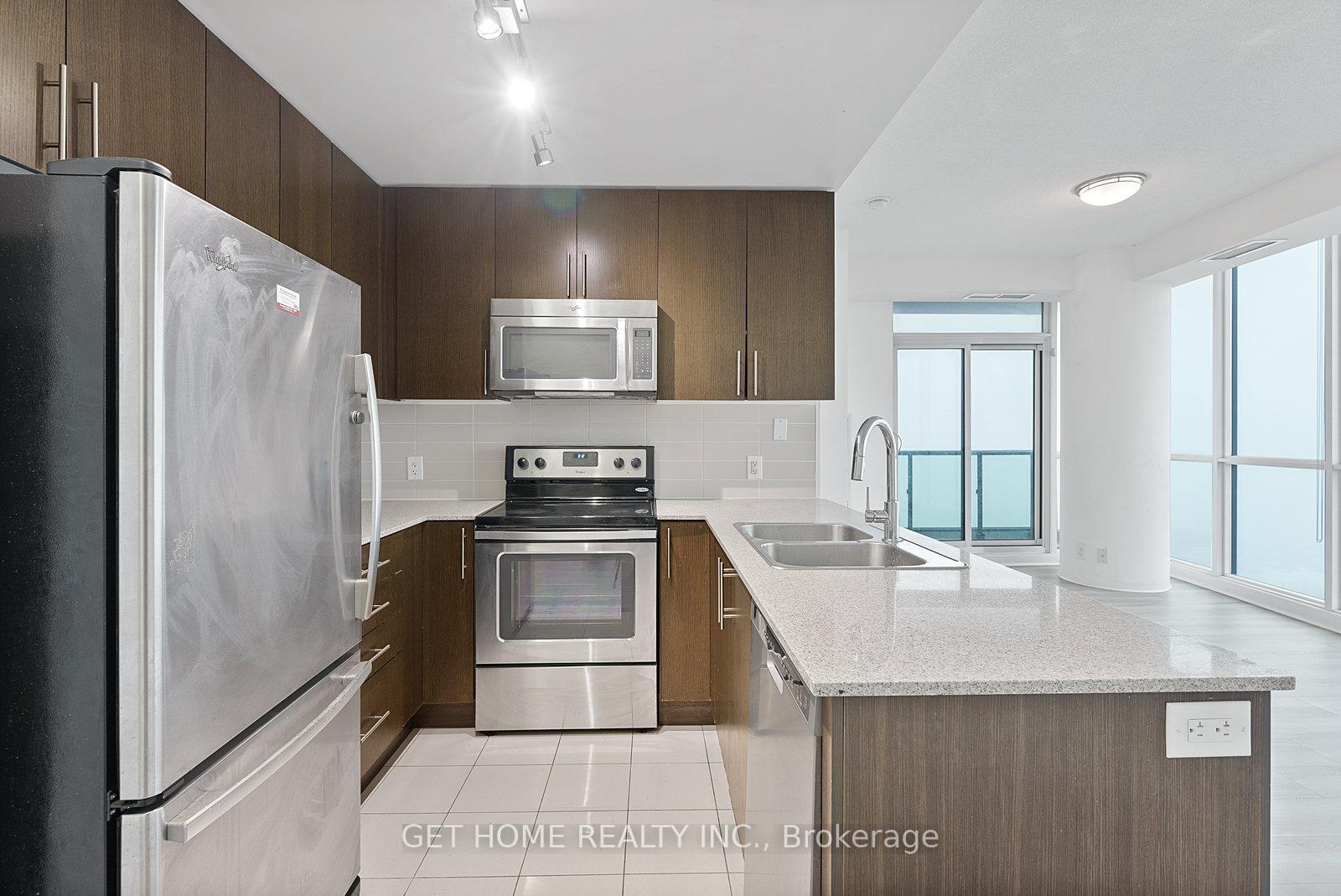 Photo 5 of Unit 2005, 3985 Grand Park Drive, Mississauga, City Centre — HOMEH