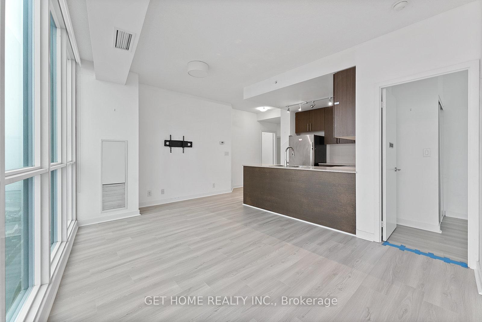 Photo 14 of Unit 2005, 3985 Grand Park Drive, Mississauga, City Centre — HOMEH