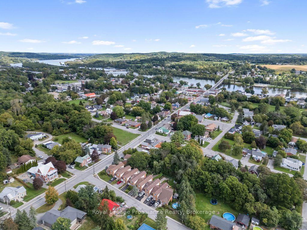 Photo 3 of 95 Mill Street, Quinte West, Frankford Ward — HOMEH
