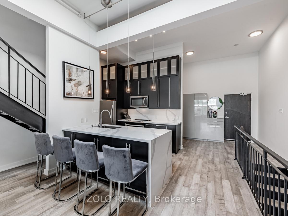 Photo 7 of Unit 304, 1842 Queen Street E, Toronto, The Beaches — HOMEH