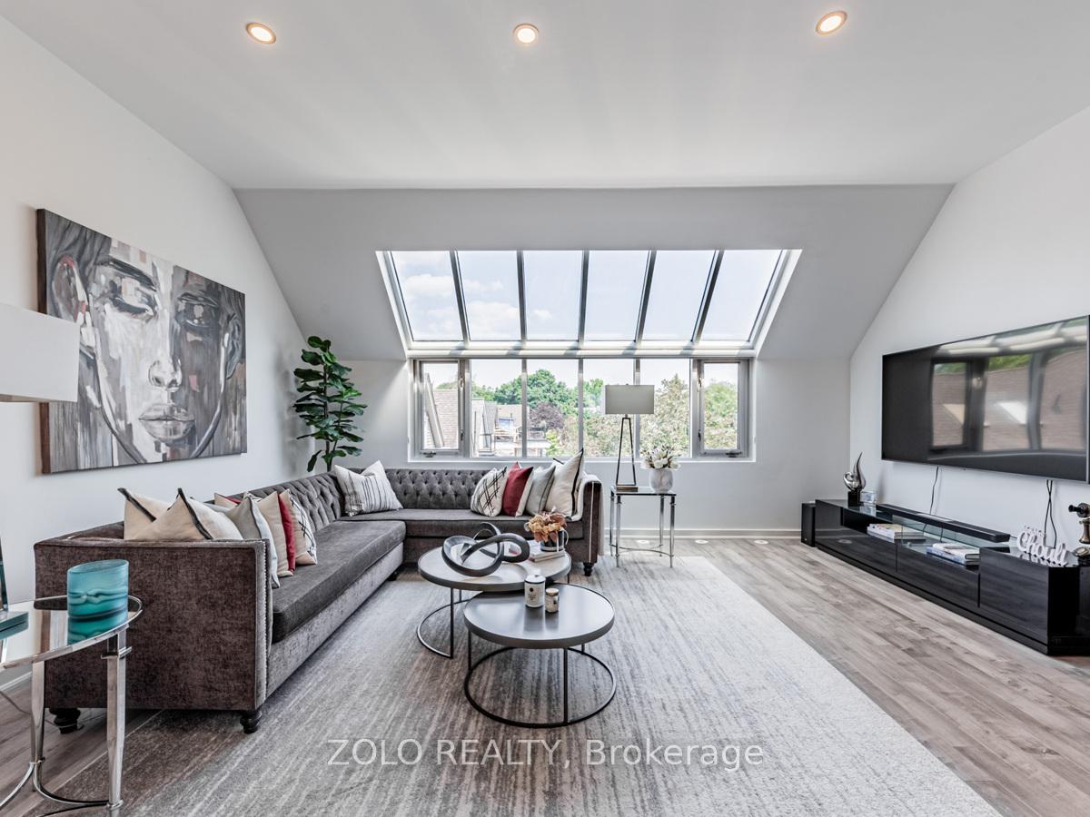 Photo 10 of Unit 304, 1842 Queen Street E, Toronto, The Beaches — HOMEH