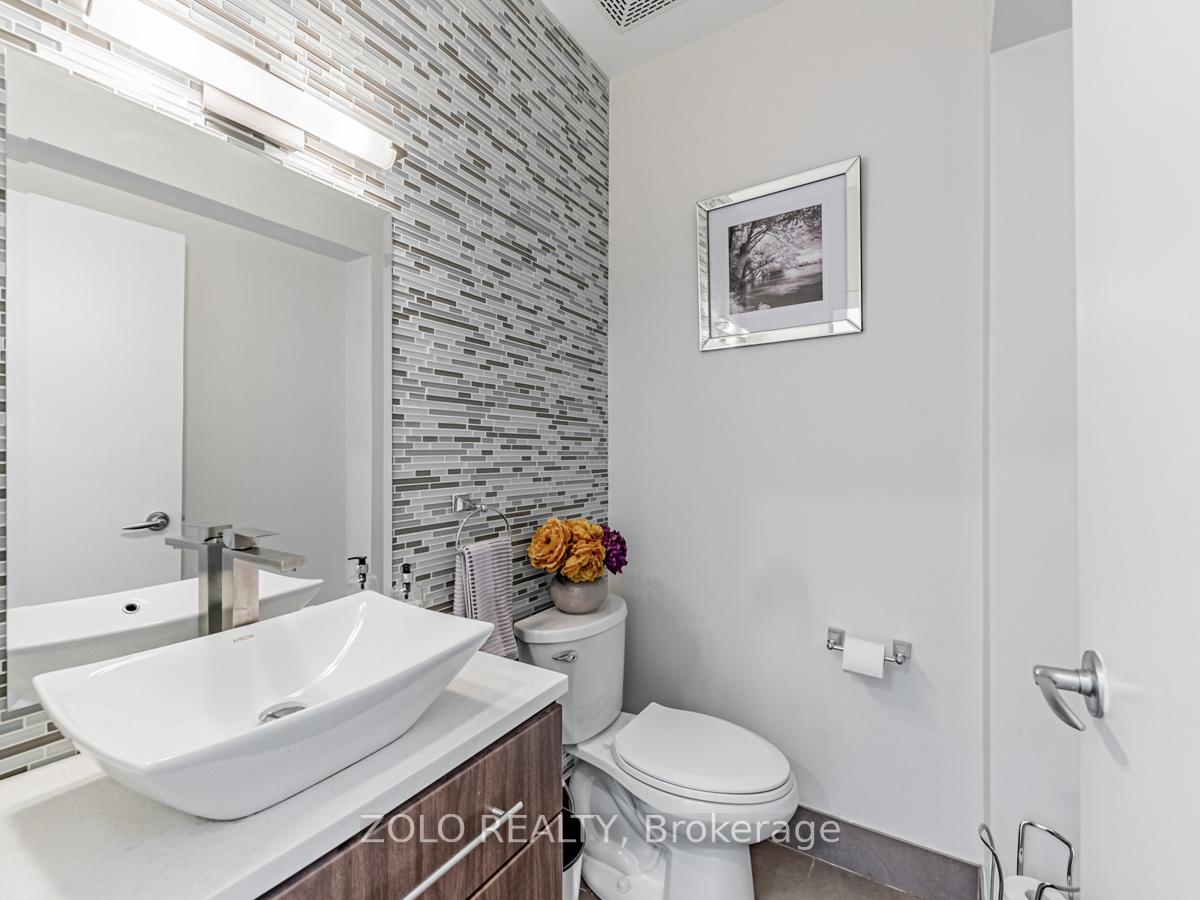 Photo 12 of Unit 304, 1842 Queen Street E, Toronto, The Beaches — HOMEH