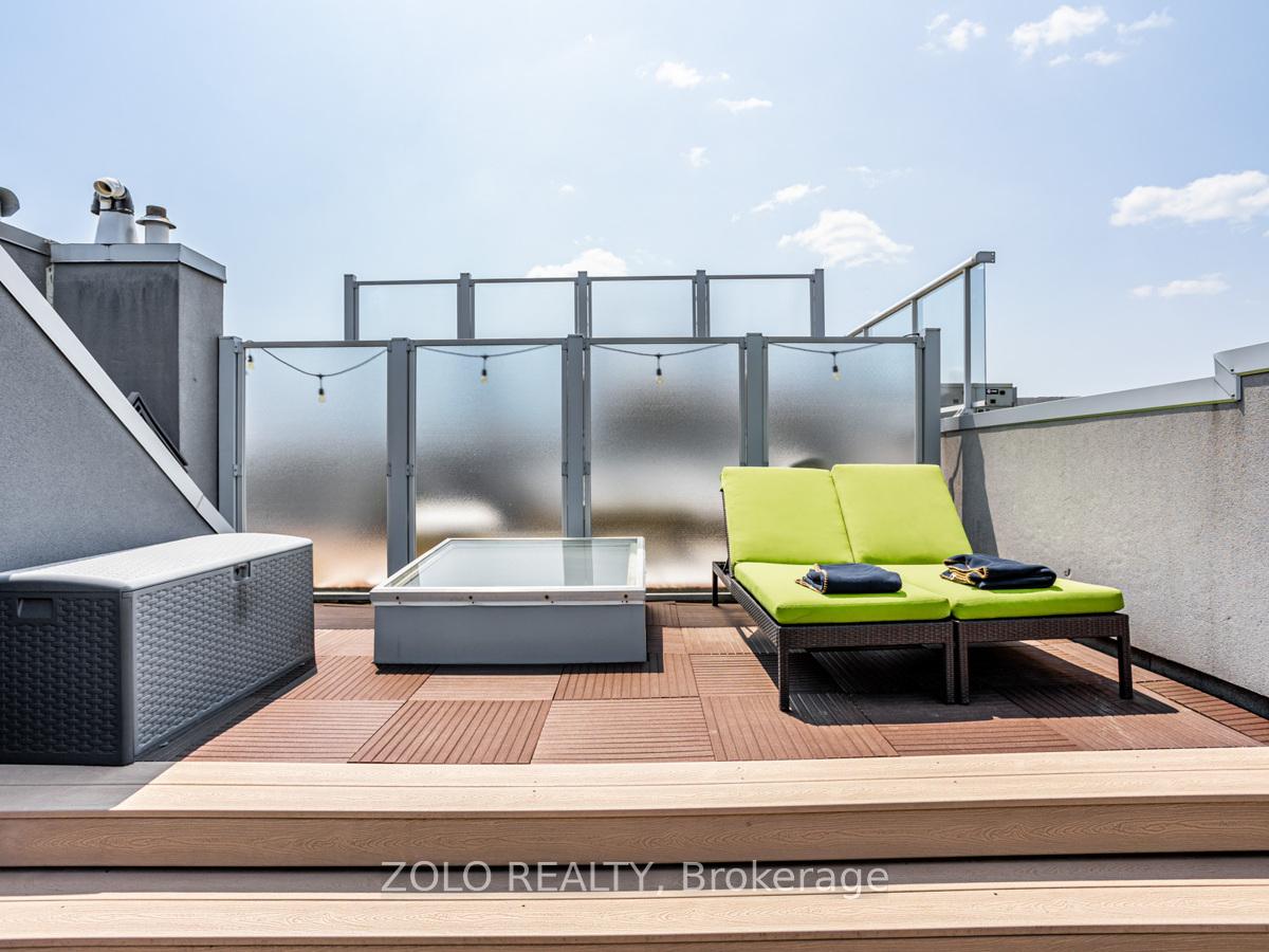 Photo 25 of Unit 304, 1842 Queen Street E, Toronto, The Beaches — HOMEH