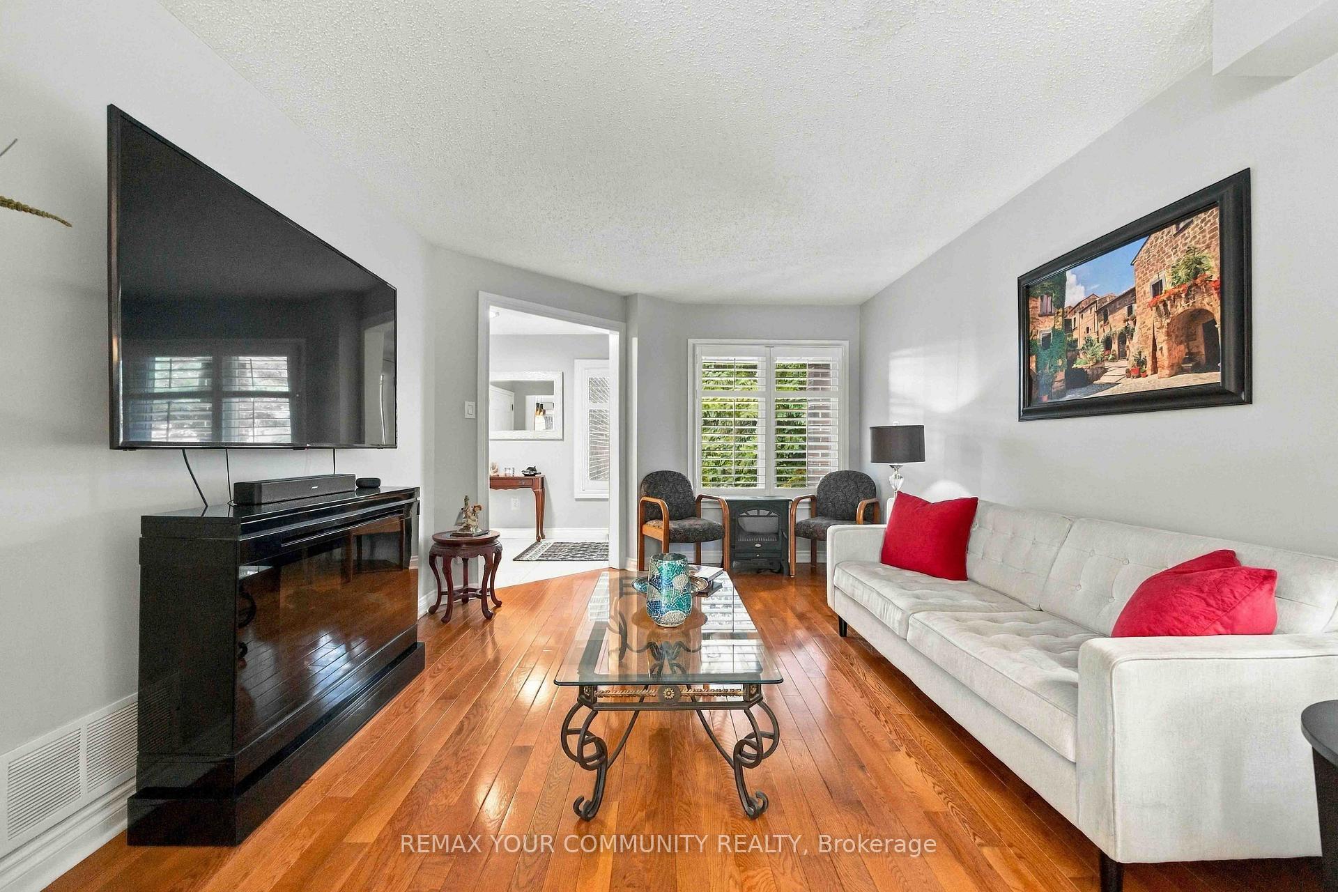 Photo 8 of 153 Reed Drive, Ajax, Central — HOMEH