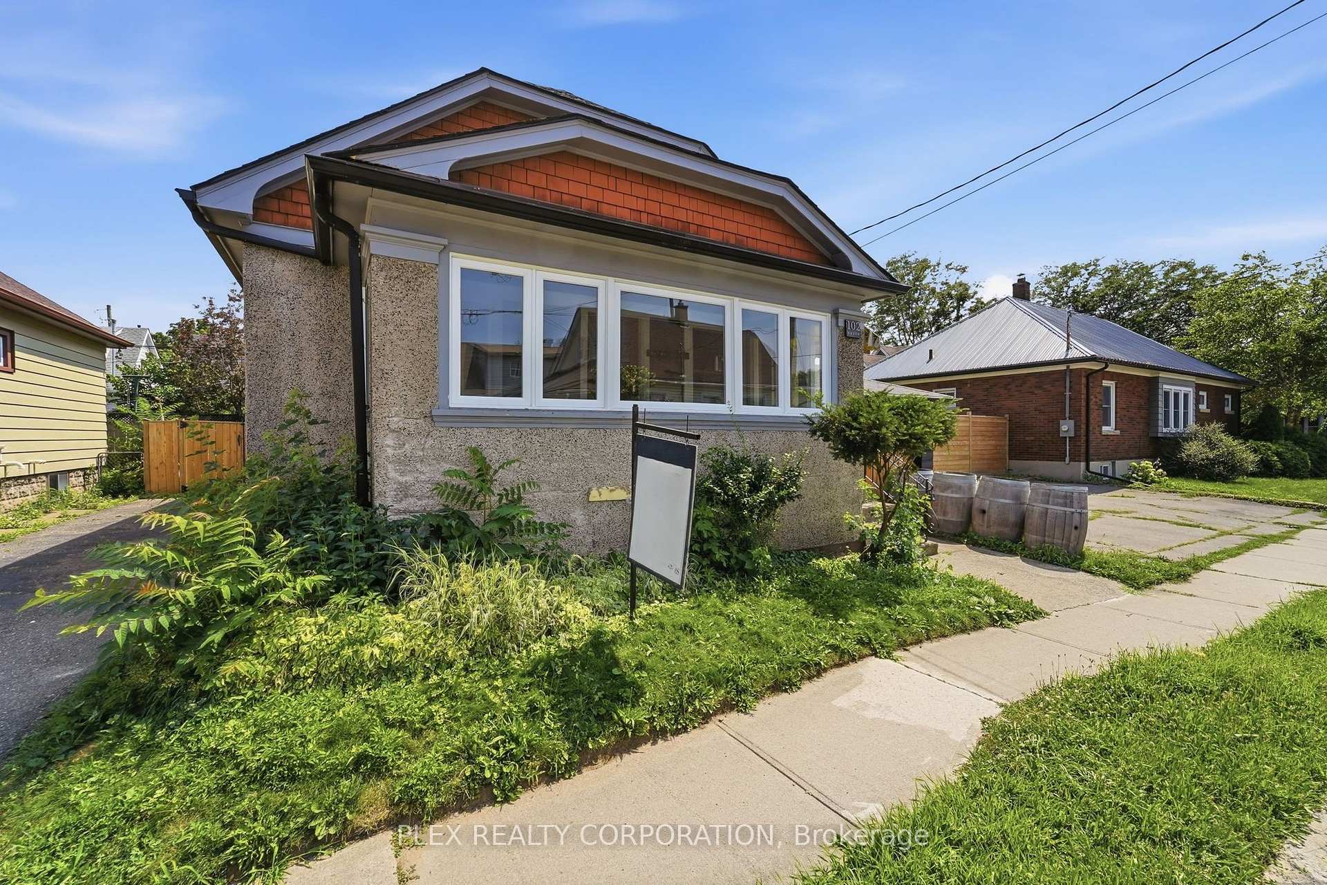 Photo 2 of 102 Beech Street, St. Catharines, Downtown — HOMEH