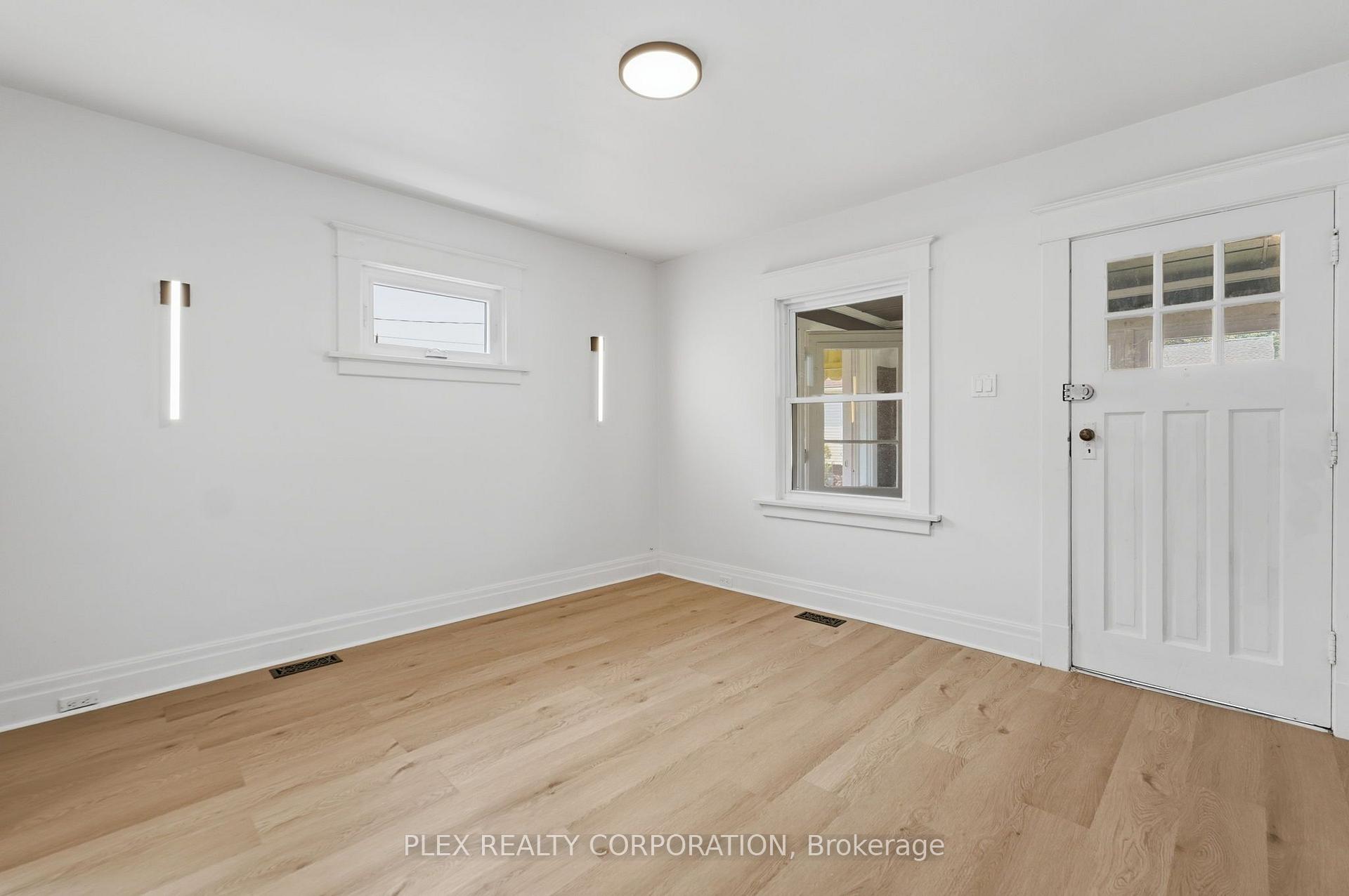 Photo 7 of 102 Beech Street, St. Catharines, Downtown — HOMEH