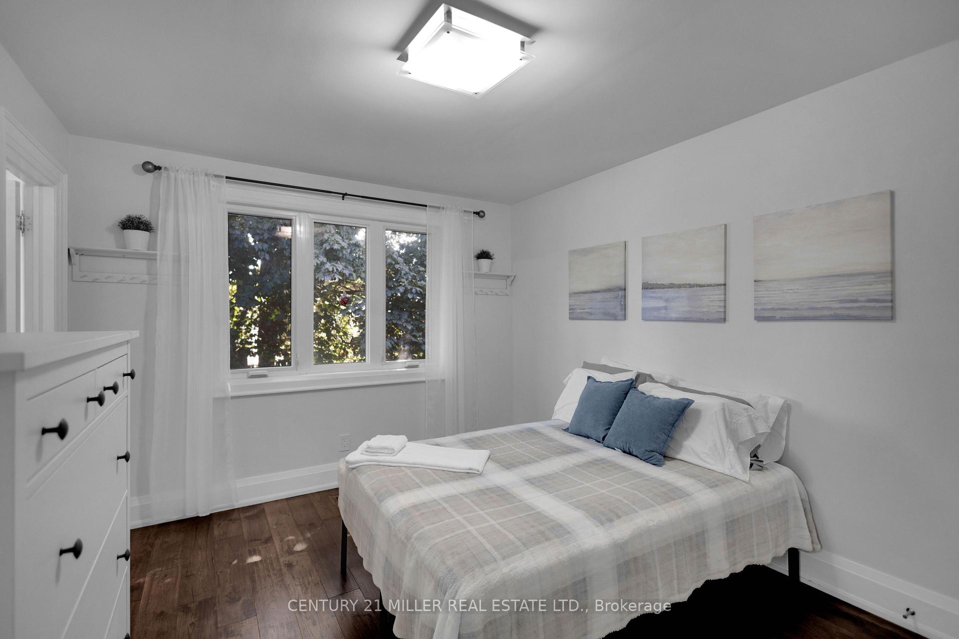 Photo 22 of 21 Neiltree Court, Etobicoke, Markland Wood — HOMEH