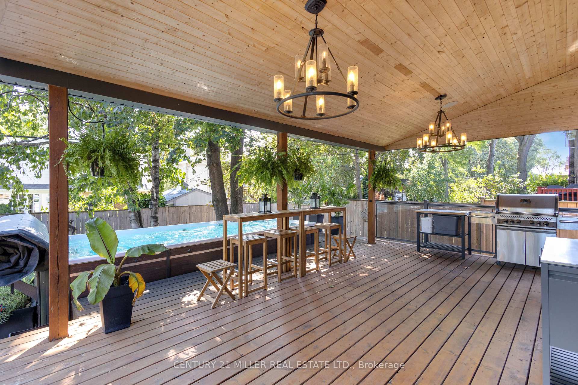 Photo 34 of 21 Neiltree Court, Etobicoke, Markland Wood — HOMEH