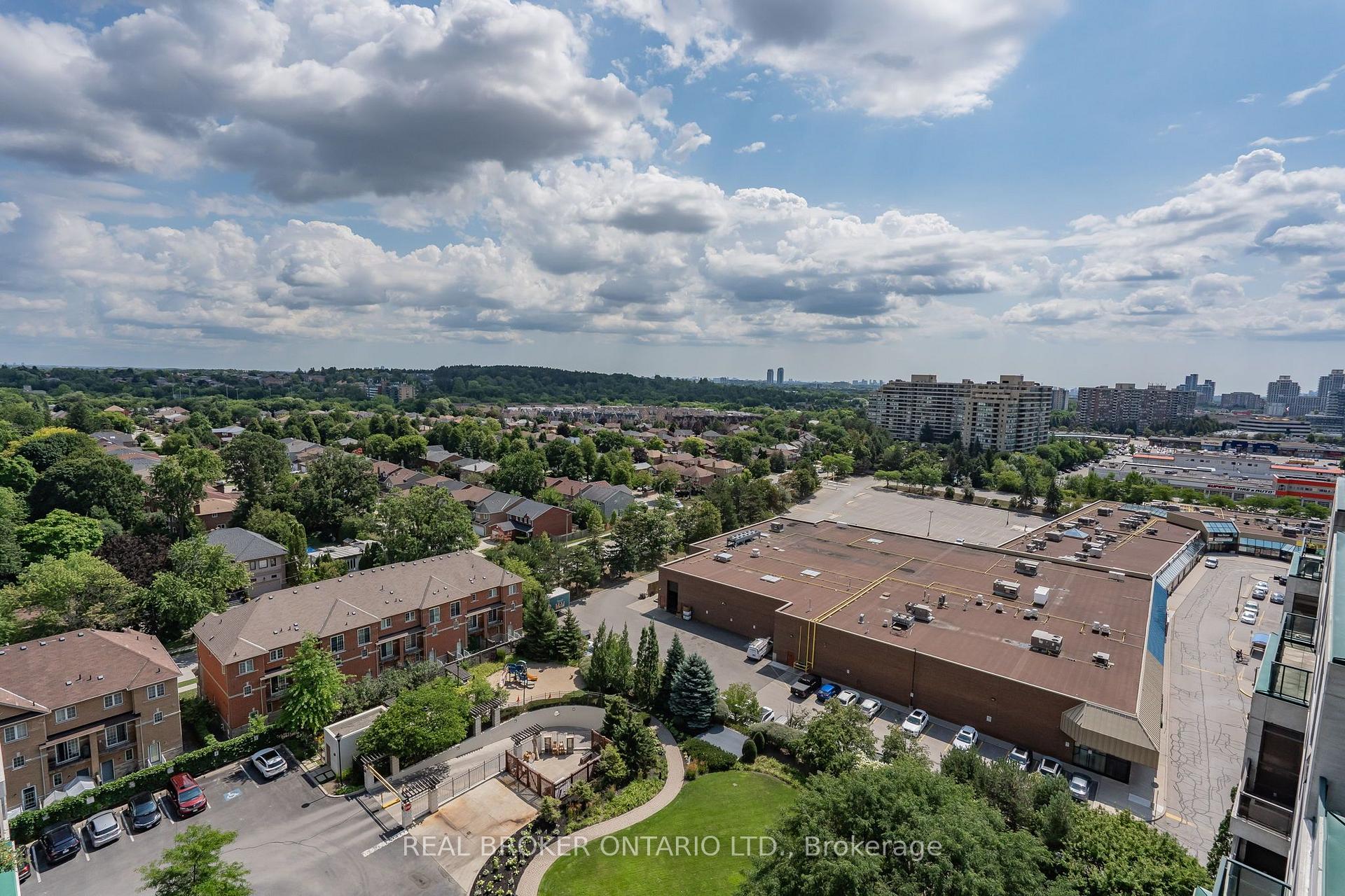 Photo 14 of Unit PH208, 18 Harding Boulevard, Richmond Hill, Harding — HOMEH