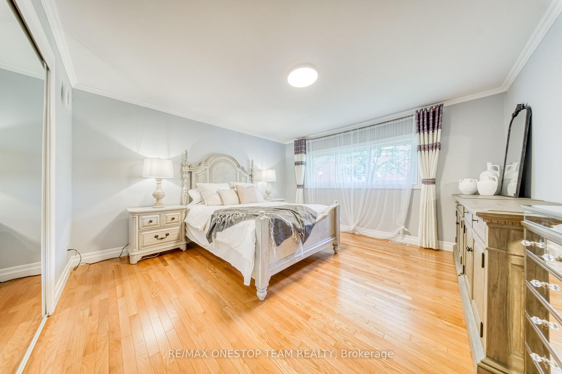 Photo 15 of 1398 Clearview Drive, Oakville, Clearview — HOMEH
