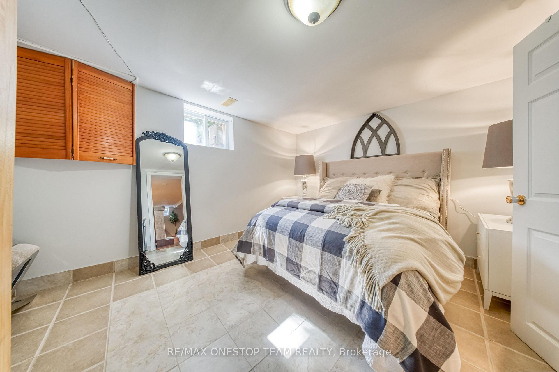 Photo 27 of 1398 Clearview Drive, Oakville, Clearview — HOMEH