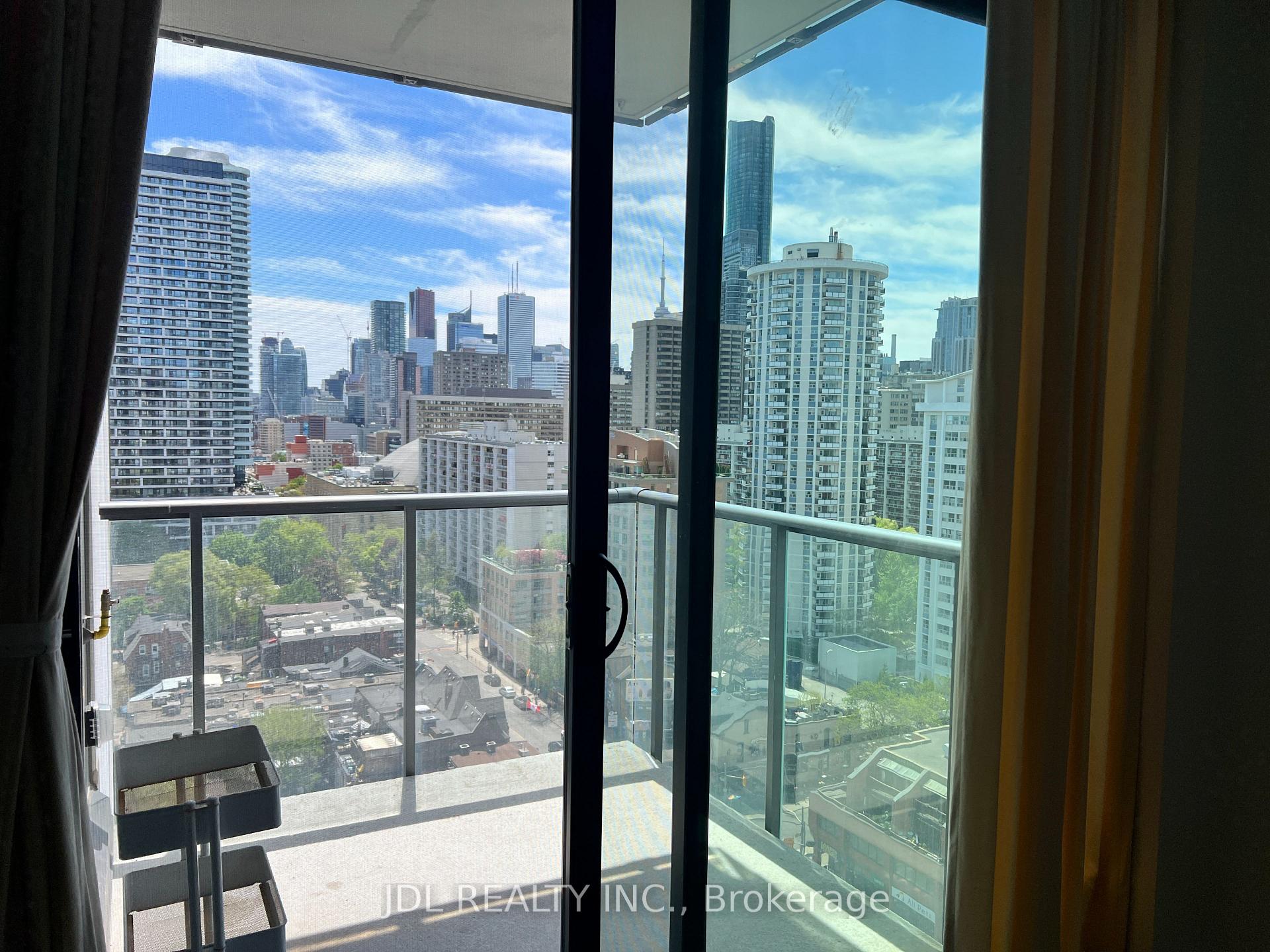 Photo 8 of Unit 1404, 81 Wellesley Street E, Toronto, Church-Yonge Corridor — HOMEH