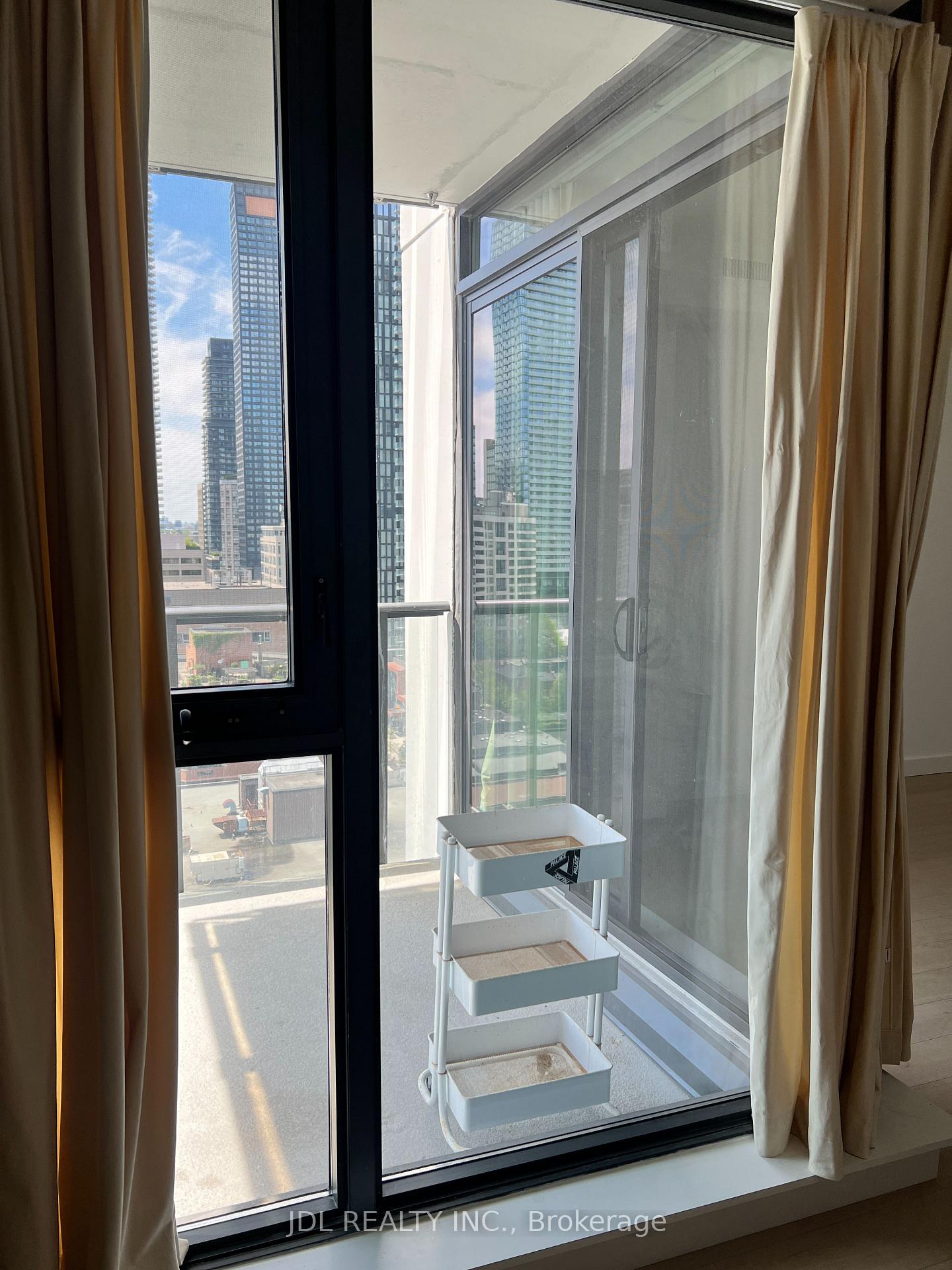Photo 9 of Unit 1404, 81 Wellesley Street E, Toronto, Church-Yonge Corridor — HOMEH