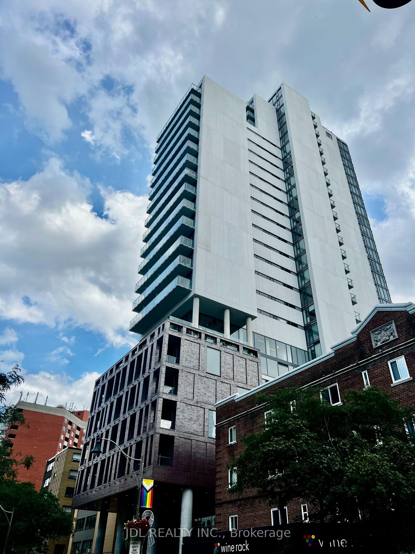 Photo 10 of Unit 1404, 81 Wellesley Street E, Toronto, Church-Yonge Corridor — HOMEH