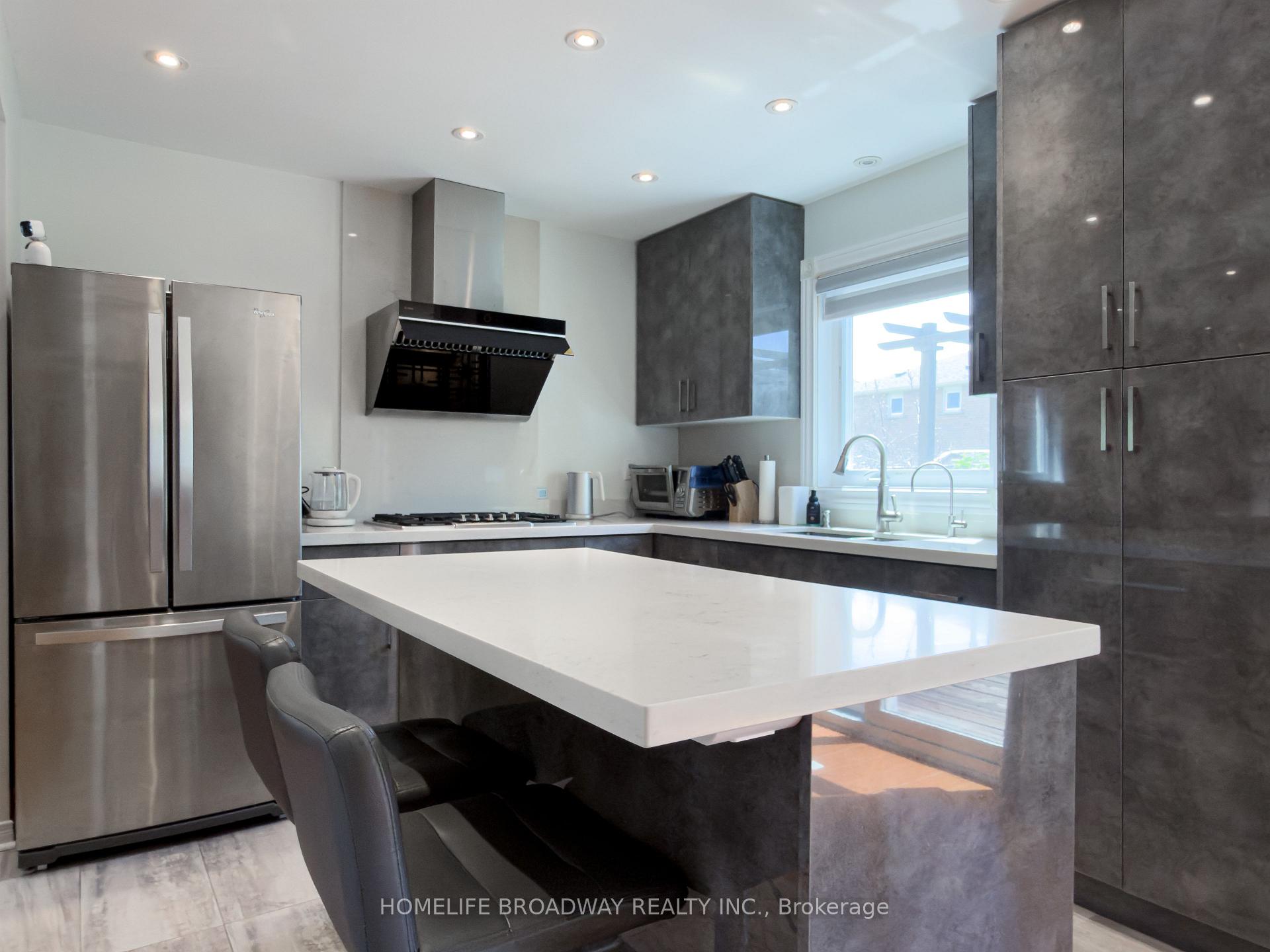 Photo 8 of 40 Bendamere Crescent, Markham, Raymerville — HOMEH