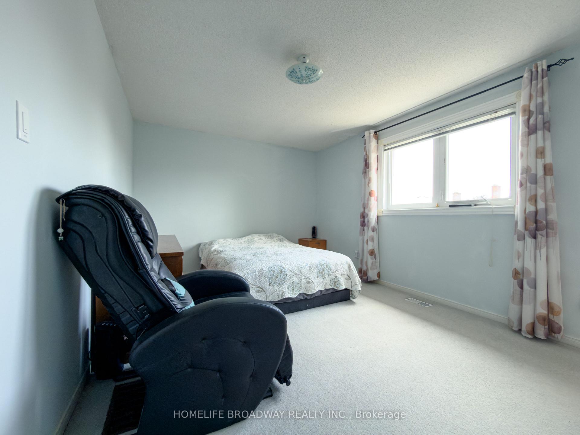 Photo 25 of 40 Bendamere Crescent, Markham, Raymerville — HOMEH