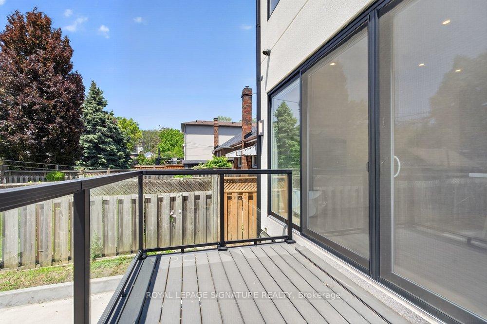 Photo 20 of 260 Dewhurst Boulevard N, Toronto, Danforth Village-East York — HOMEH