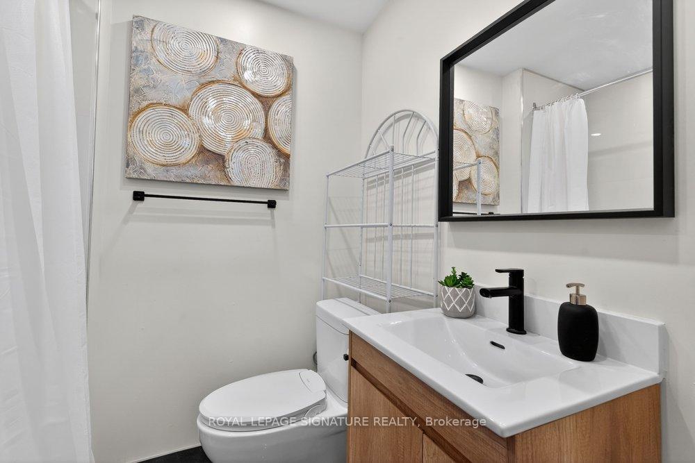 Photo 21 of 260 Dewhurst Boulevard N, Toronto, Danforth Village-East York — HOMEH