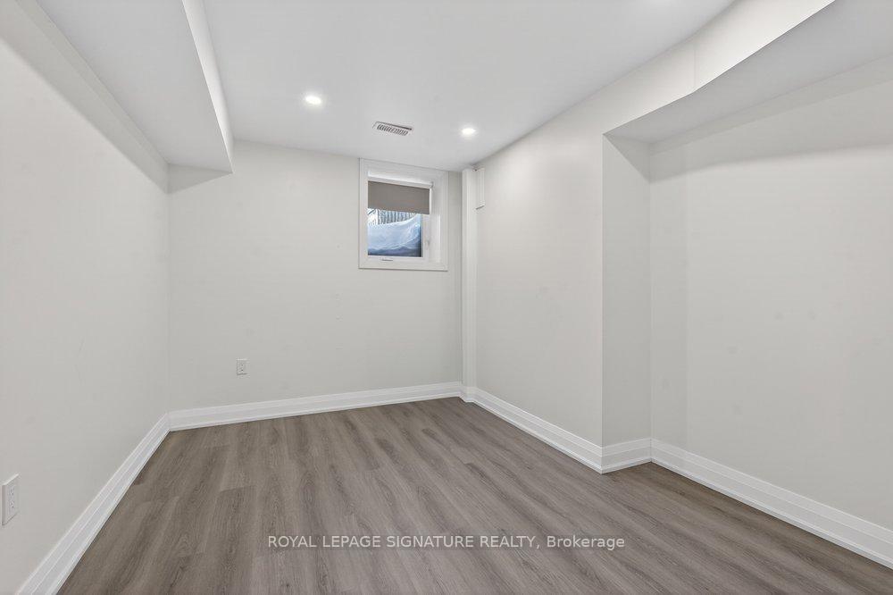 Photo 43 of 260 Dewhurst Boulevard N, Toronto, Danforth Village-East York — HOMEH