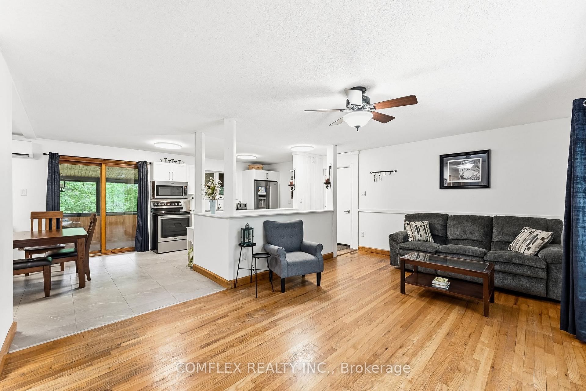 Photo 12 of 1354 Clear Lake Road, Minden Hills, Lutterworth — HOMEH