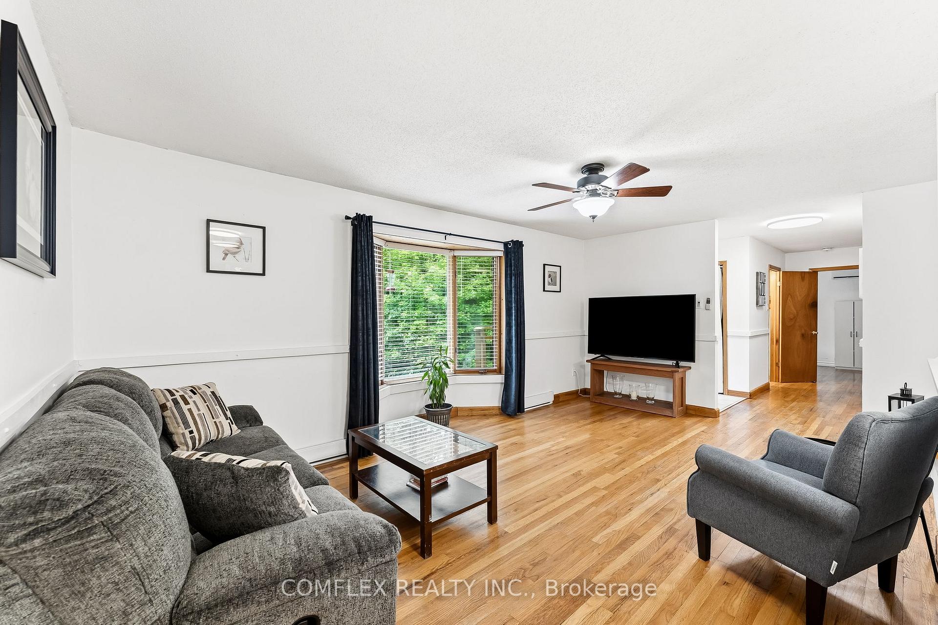 Photo 13 of 1354 Clear Lake Road, Minden Hills, Lutterworth — HOMEH