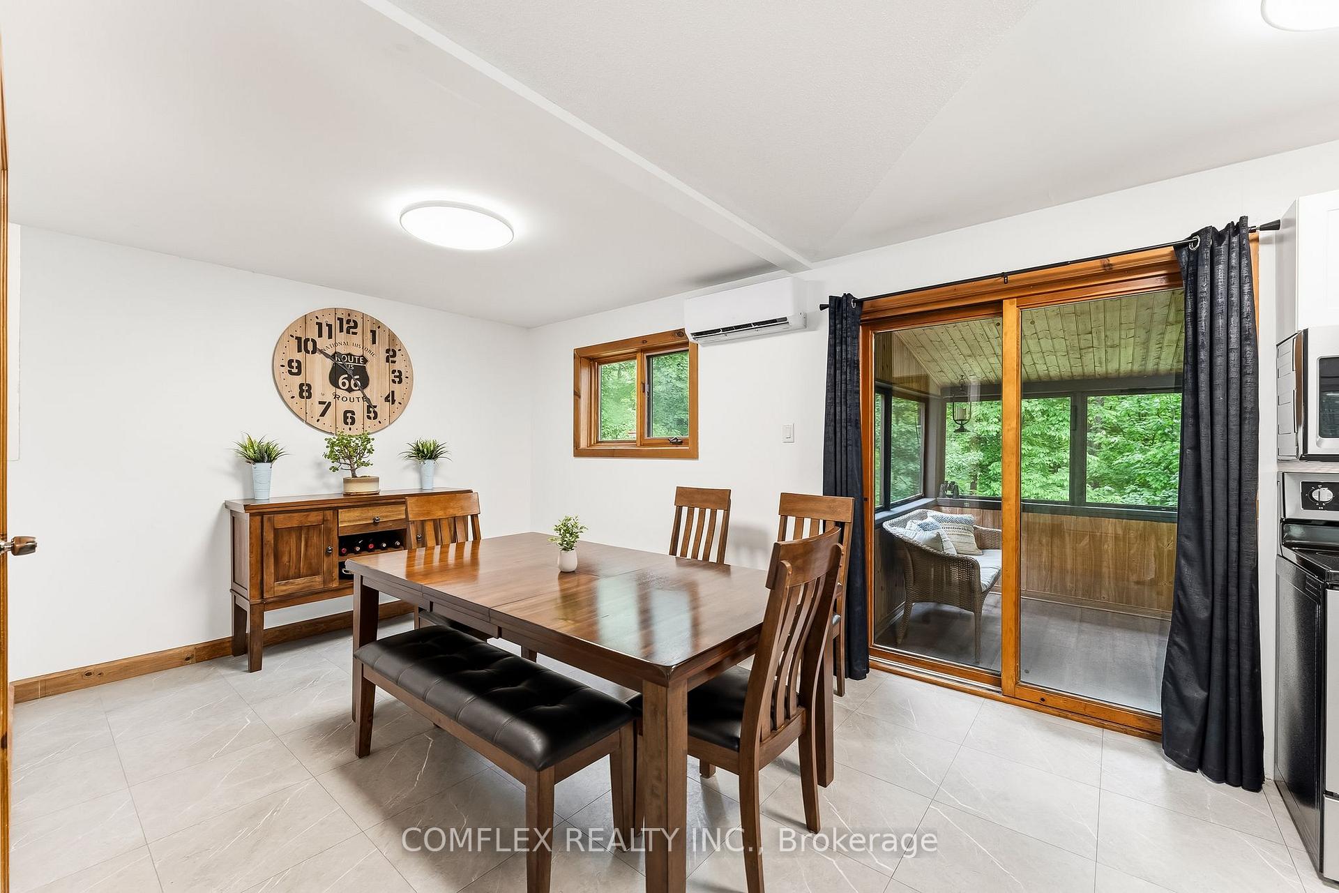 Photo 16 of 1354 Clear Lake Road, Minden Hills, Lutterworth — HOMEH
