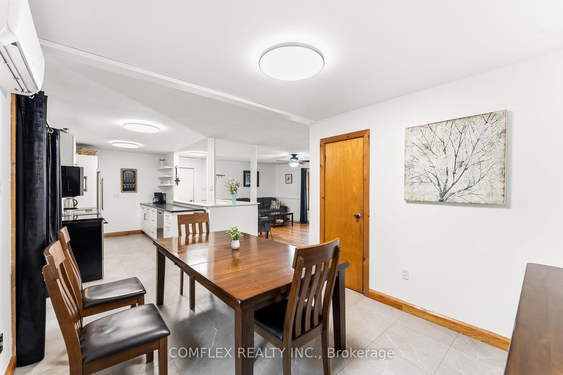 Photo 17 of 1354 Clear Lake Road, Minden Hills, Lutterworth — HOMEH