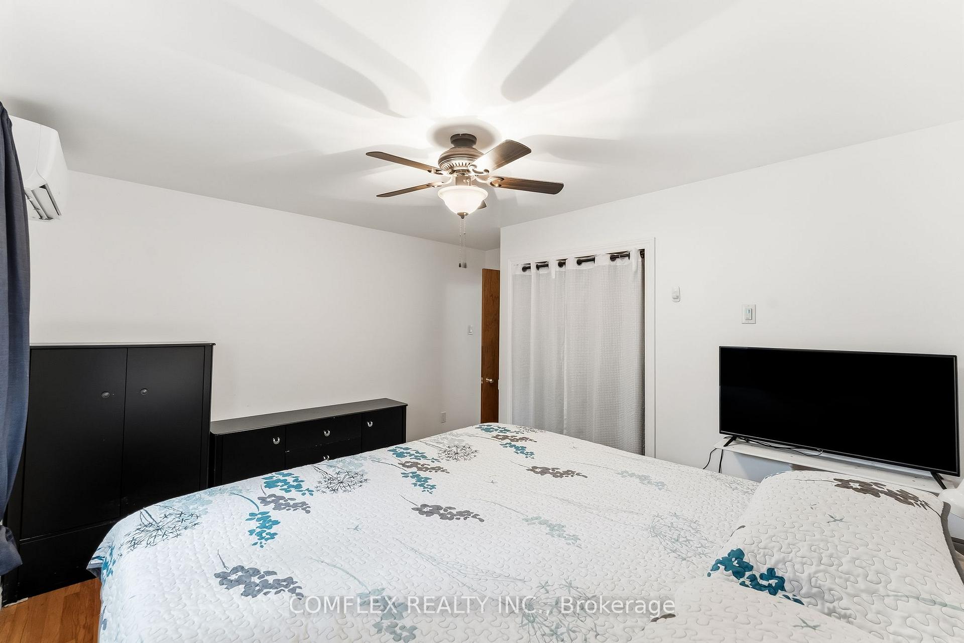 Photo 19 of 1354 Clear Lake Road, Minden Hills, Lutterworth — HOMEH