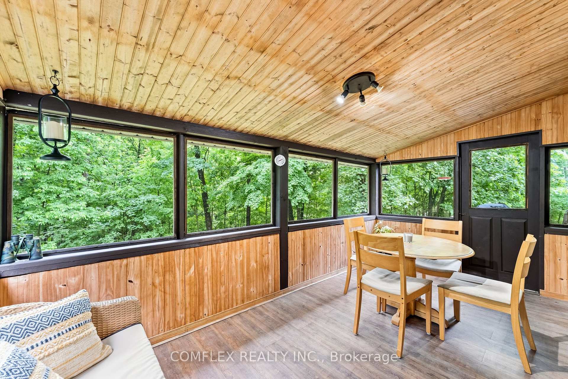 Photo 23 of 1354 Clear Lake Road, Minden Hills, Lutterworth — HOMEH
