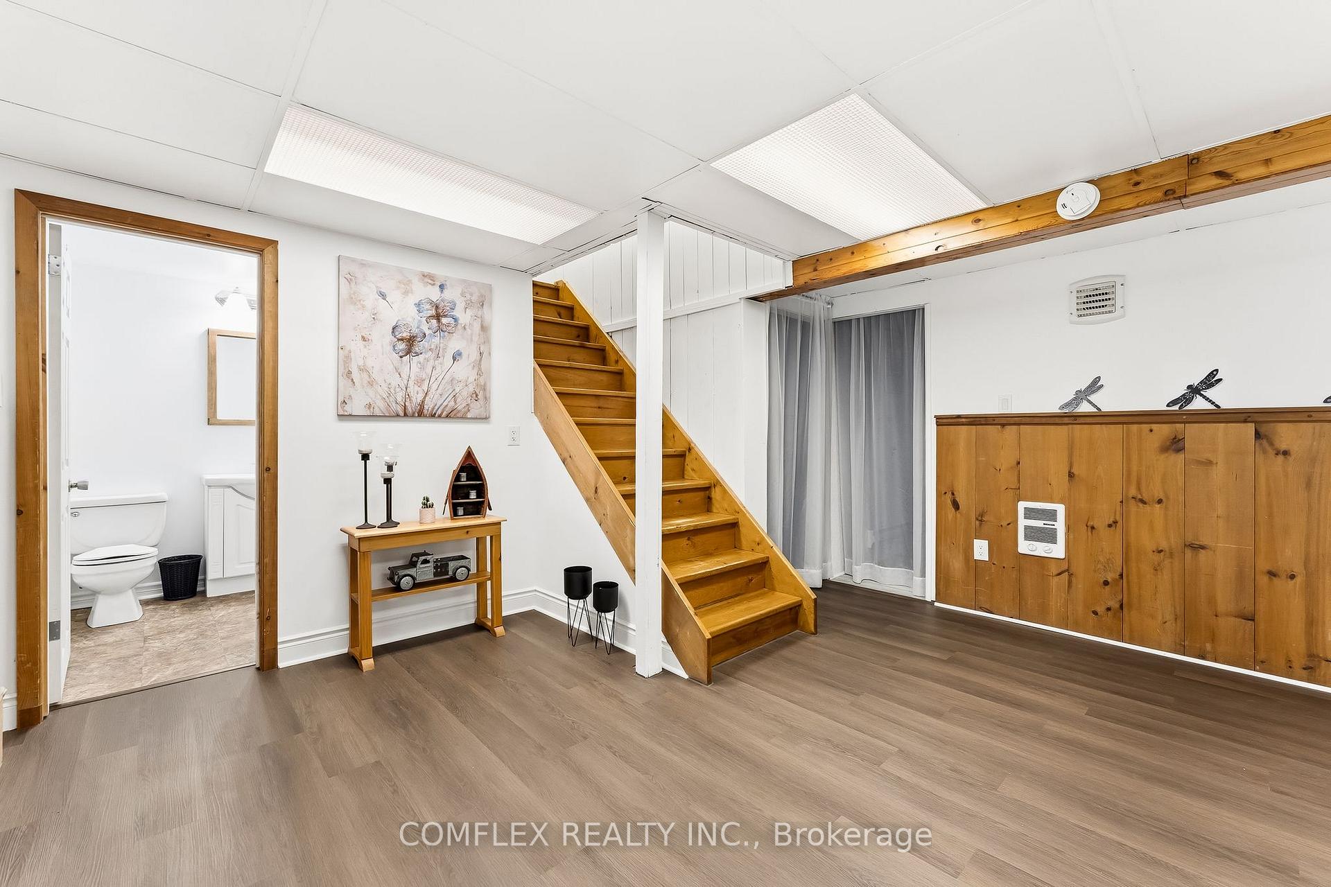 Photo 25 of 1354 Clear Lake Road, Minden Hills, Lutterworth — HOMEH