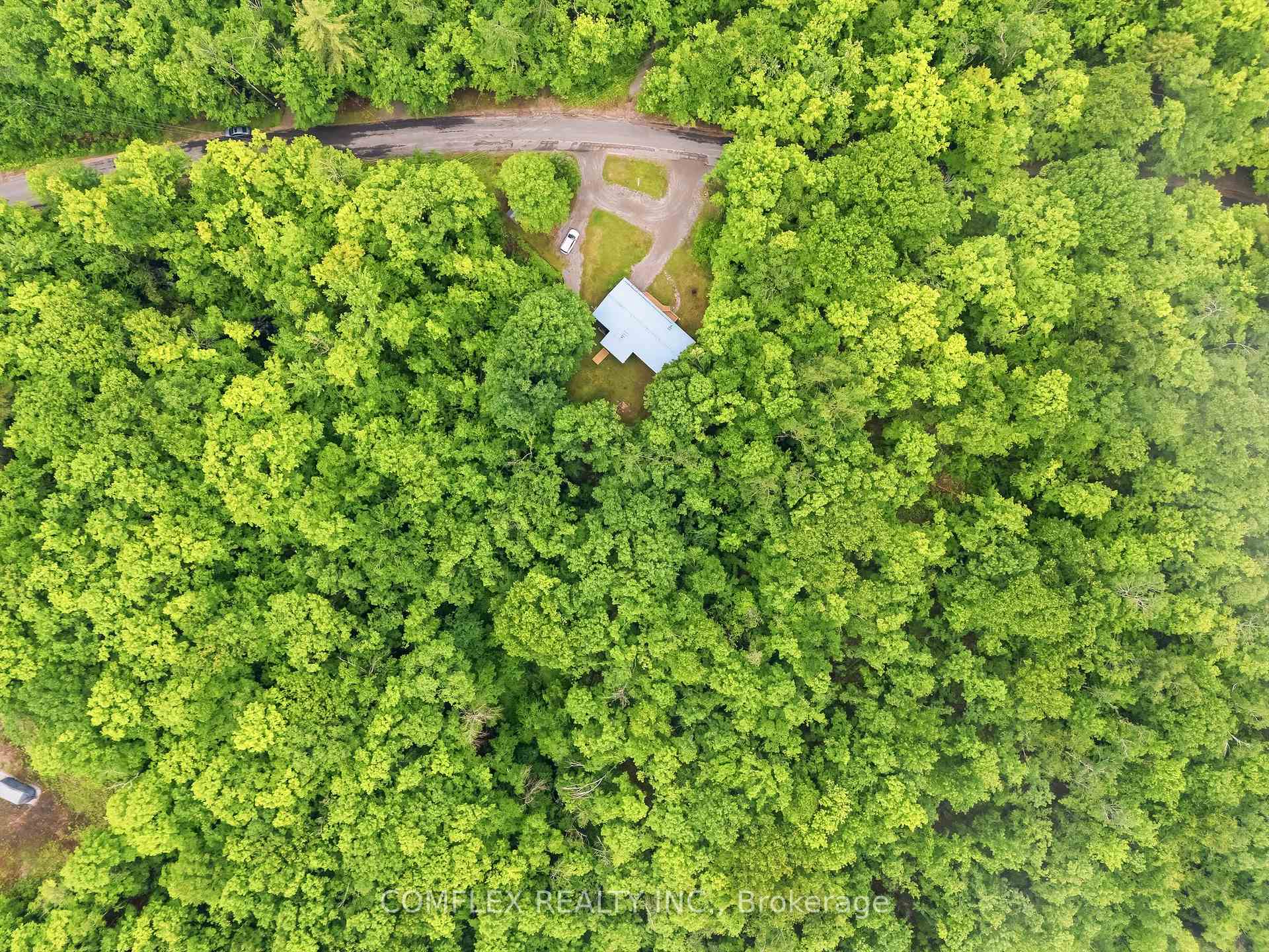 Photo 36 of 1354 Clear Lake Road, Minden Hills, Lutterworth — HOMEH