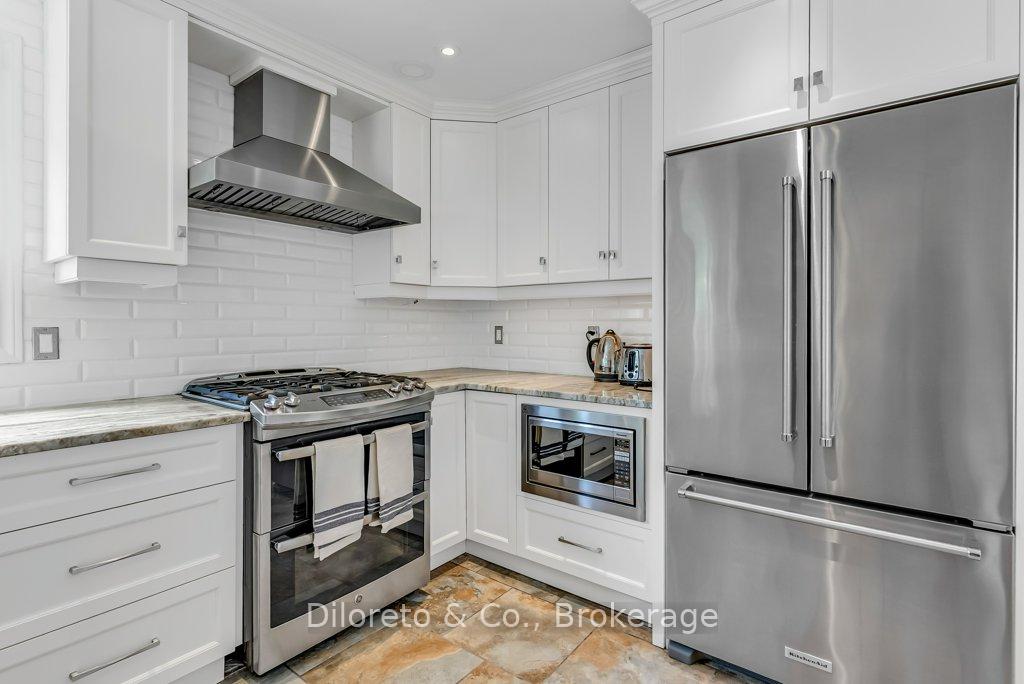 Photo 15 of 28 Foxwood Crescent, Guelph, Kortright Hills — HOMEH