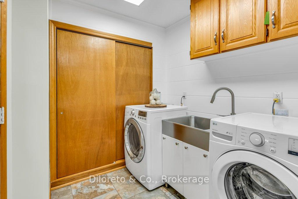 Photo 20 of 28 Foxwood Crescent, Guelph, Kortright Hills — HOMEH