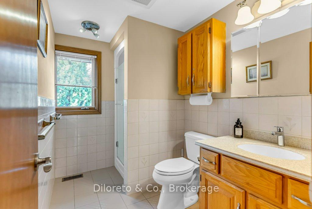 Photo 27 of 28 Foxwood Crescent, Guelph, Kortright Hills — HOMEH