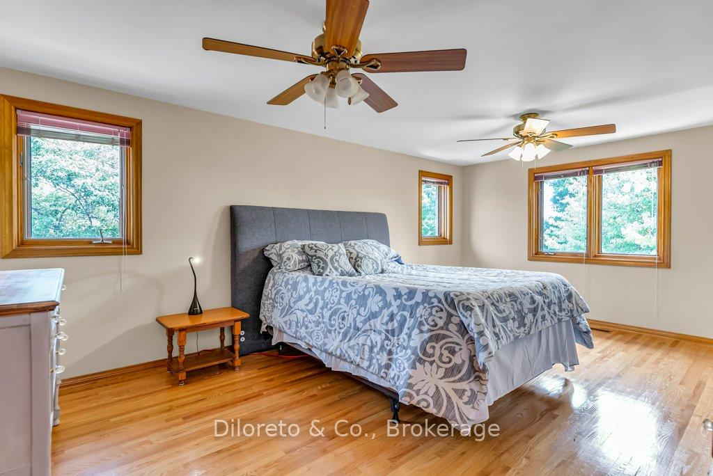 Photo 31 of 28 Foxwood Crescent, Guelph, Kortright Hills — HOMEH