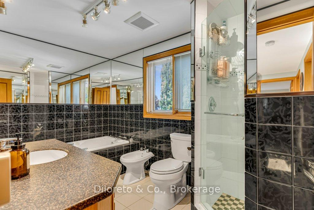 Photo 32 of 28 Foxwood Crescent, Guelph, Kortright Hills — HOMEH