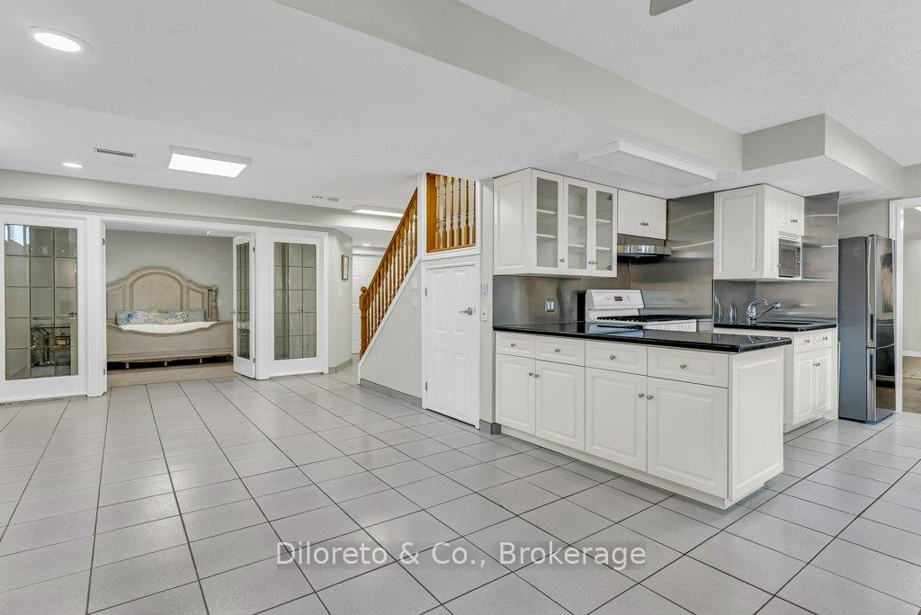 Photo 34 of 28 Foxwood Crescent, Guelph, Kortright Hills — HOMEH