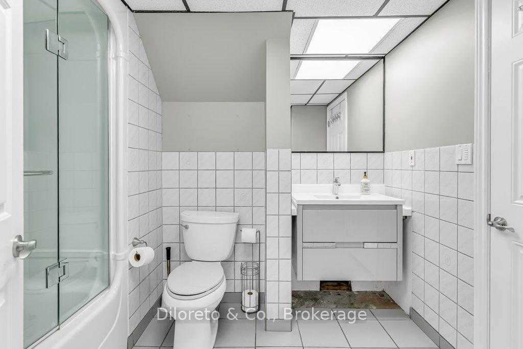 Photo 41 of 28 Foxwood Crescent, Guelph, Kortright Hills — HOMEH