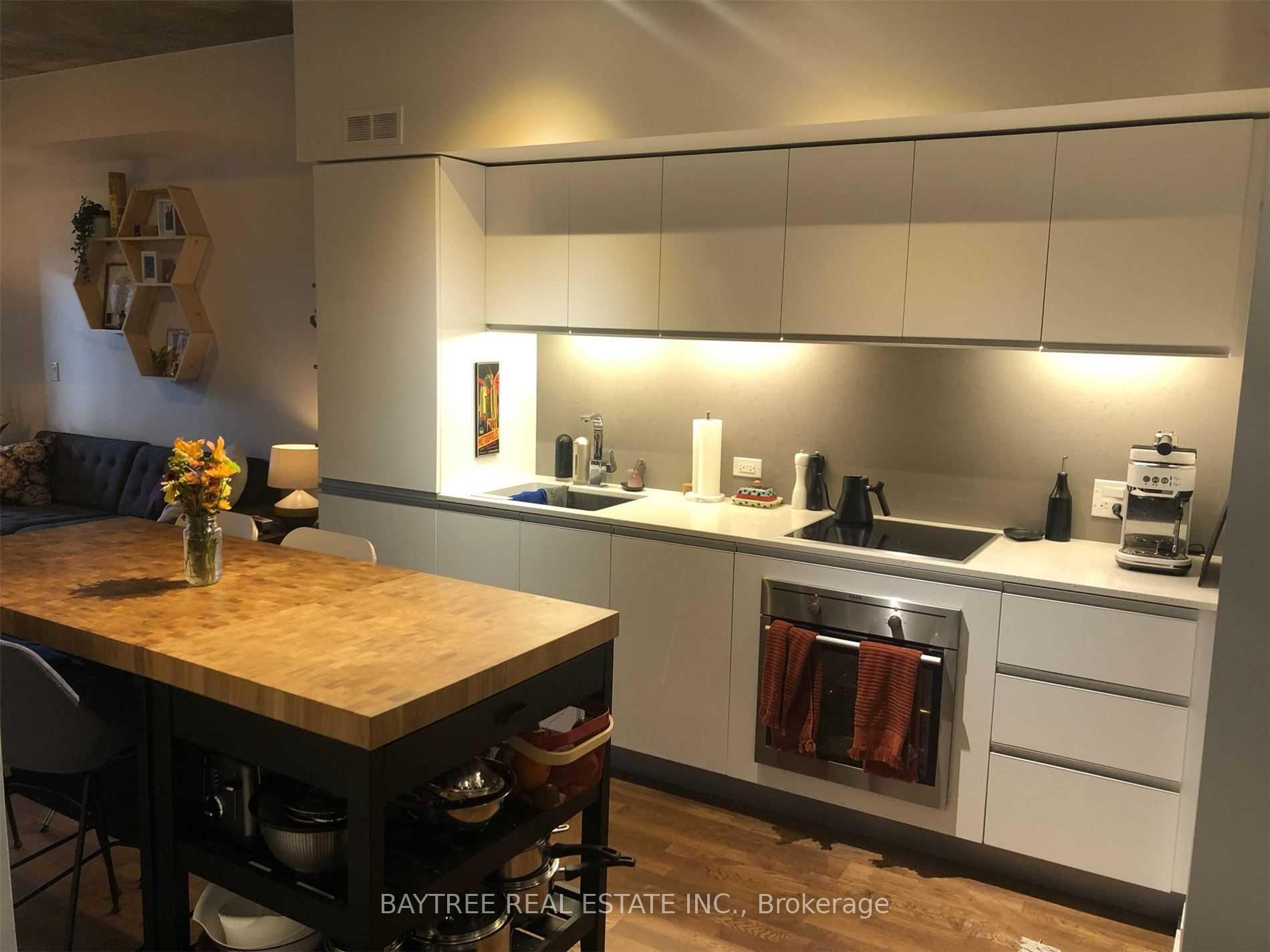 Photo 2 of Unit 614, 20 Minowan Miikan Lane, Toronto, Little Portugal — HOMEH