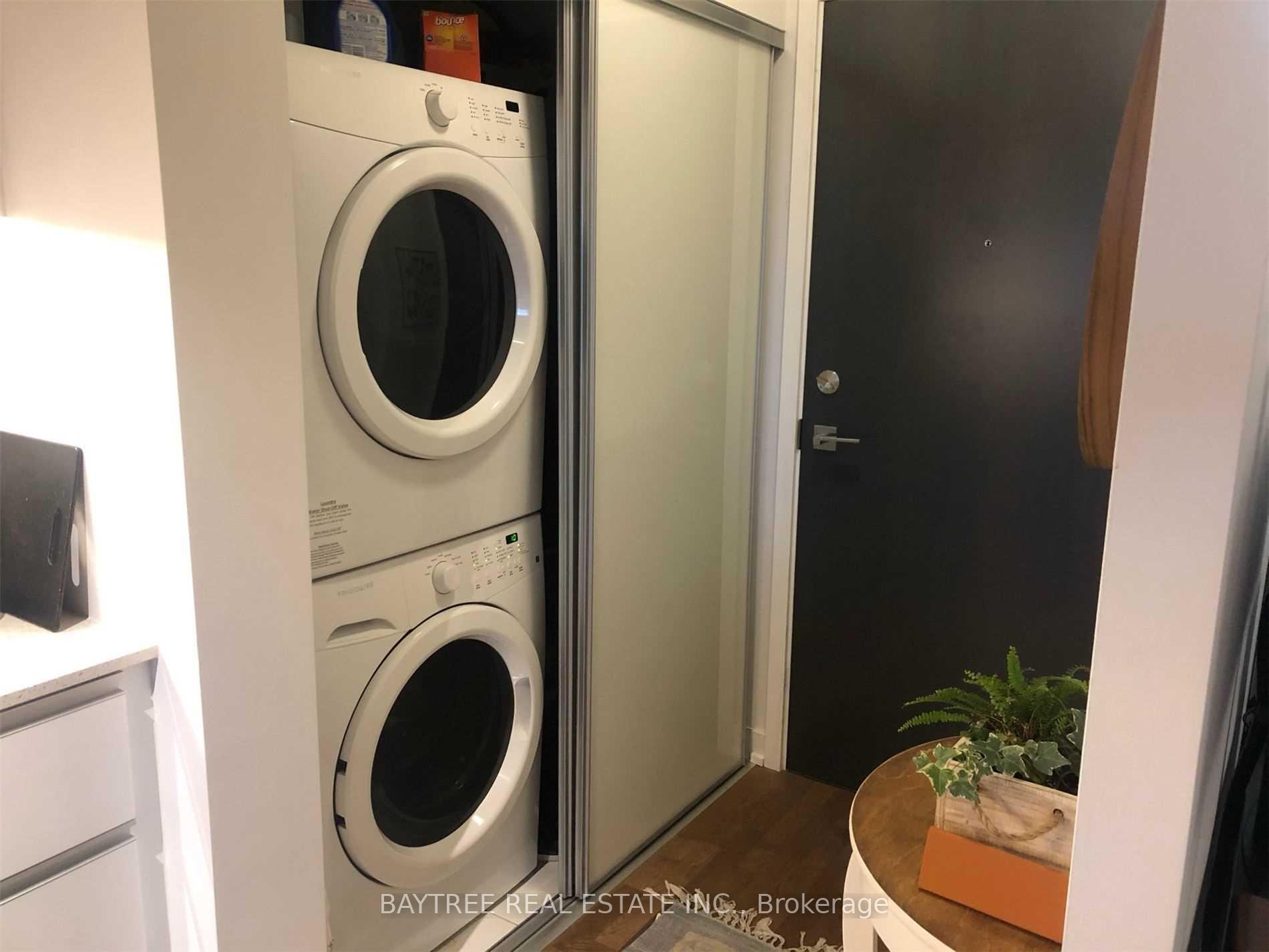 Photo 5 of Unit 614, 20 Minowan Miikan Lane, Toronto, Little Portugal — HOMEH