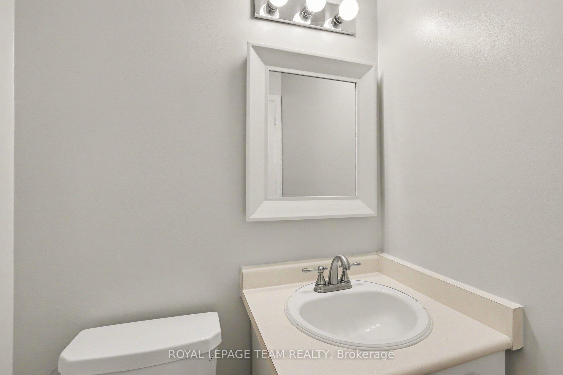 Photo 7 of 1377 Guthrie Street, Ottawa, Leslie Park — HOMEH