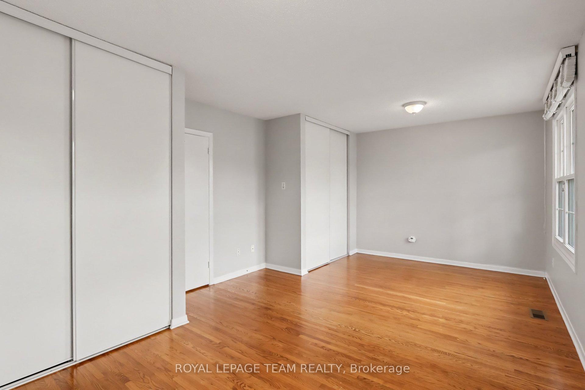 Photo 8 of 1377 Guthrie Street, Ottawa, Leslie Park — HOMEH