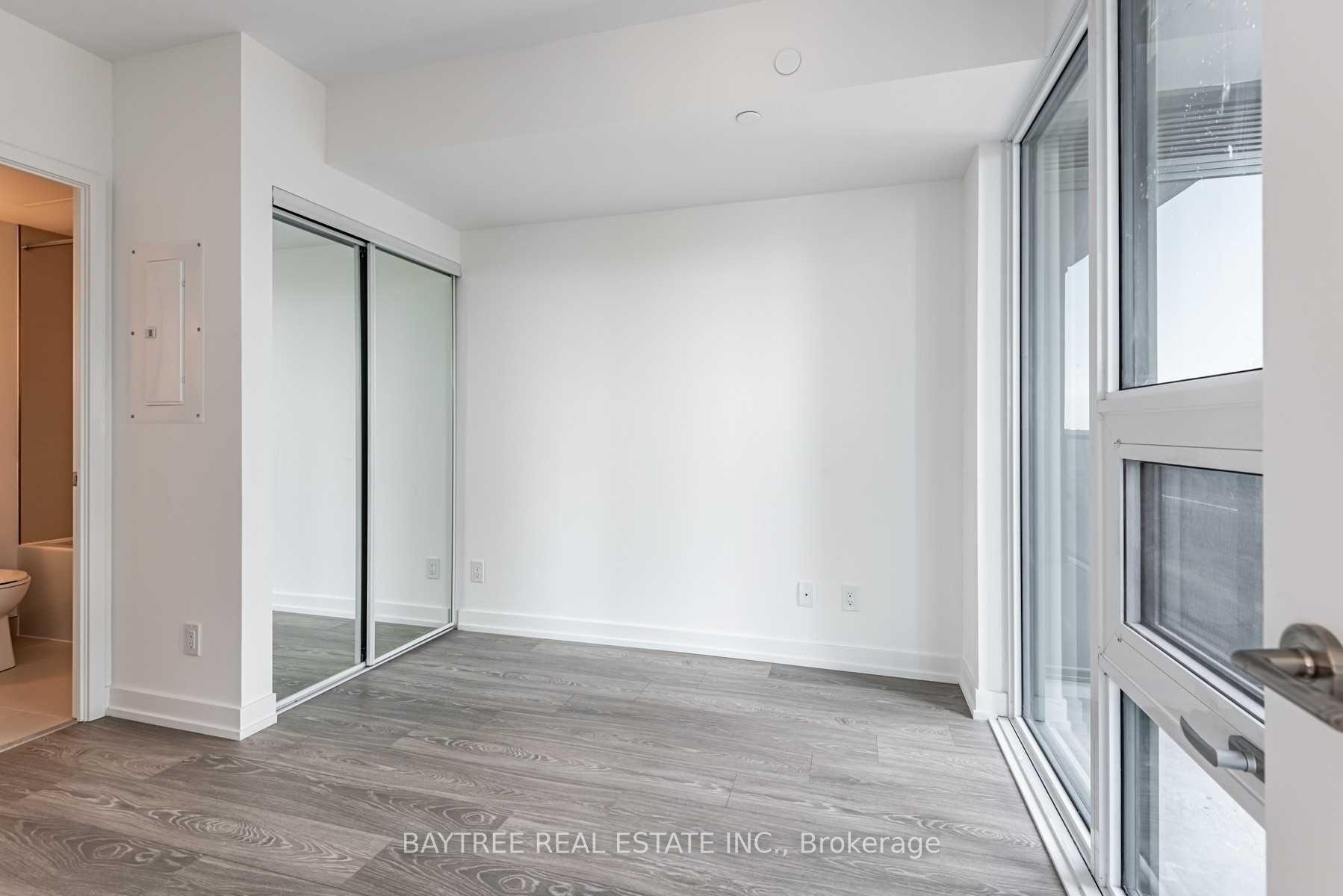 Photo 12 of Unit 906, 19 Western Battery Road, Toronto, Niagara — HOMEH
